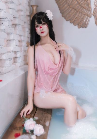 一脸嫌弃