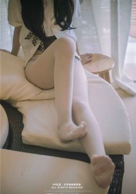 希岛爱理2次被水电工男人团
