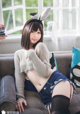丰满的大胸女朋友5在线观看